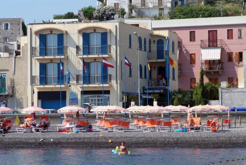 Mistral Residence Canneto  Zewnętrze zdjęcie